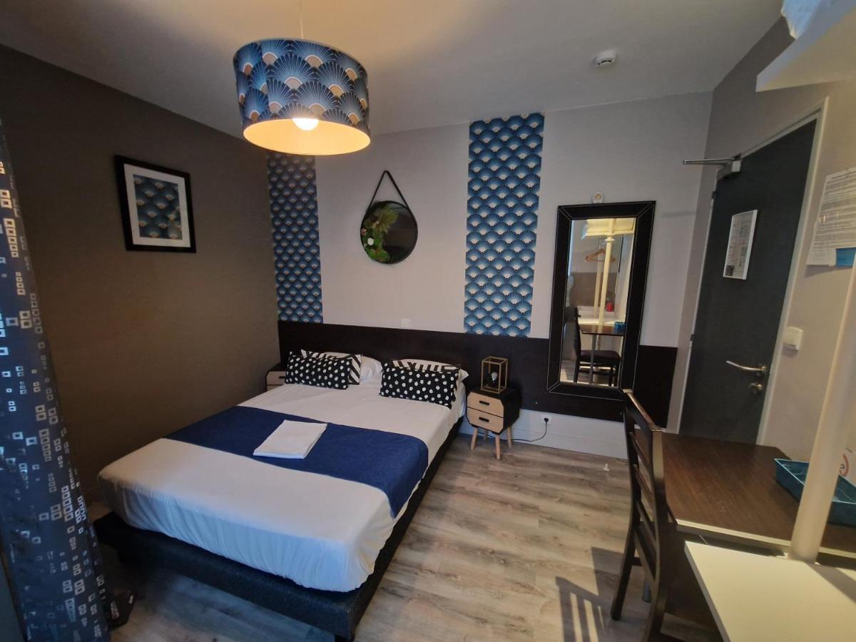 Hotel Saint Francois Precigne Soiree Etape Sur Demande Proche Sable-Sur-Sarthe المظهر الخارجي الصورة